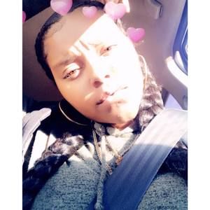 Meet your Posher, Ellyna